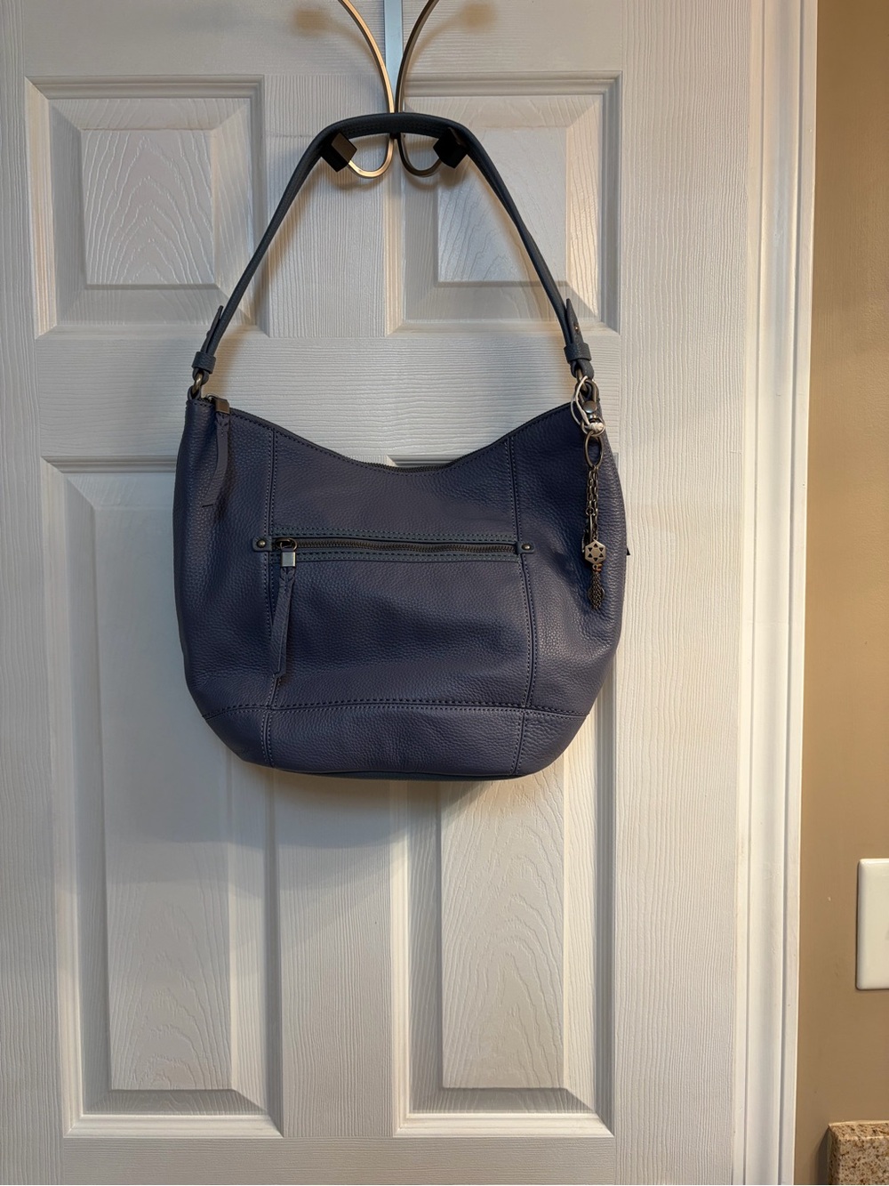 The Sak Sequoia Leather Hobo Shoulder Bag- Large slouchy bag and lightweight - Picture 8 of 16